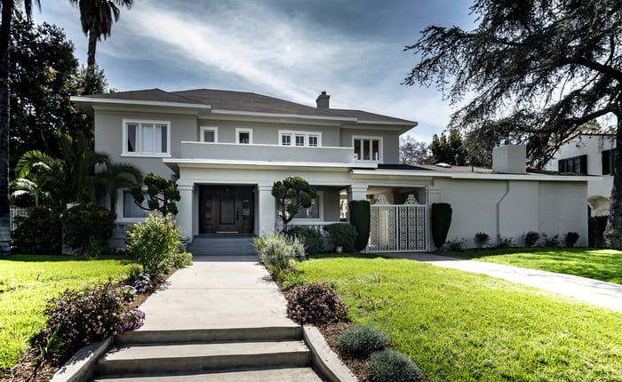 Mid Los Angeles Craftsman Home