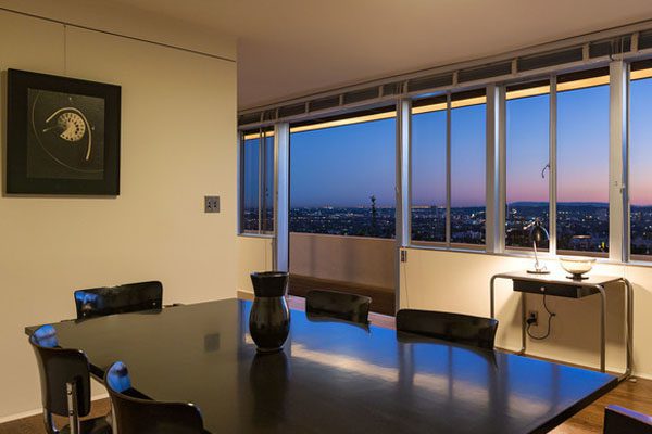 modernist-home-sale-views