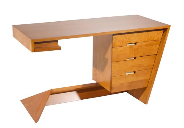 Dan John - Hayden Hall table