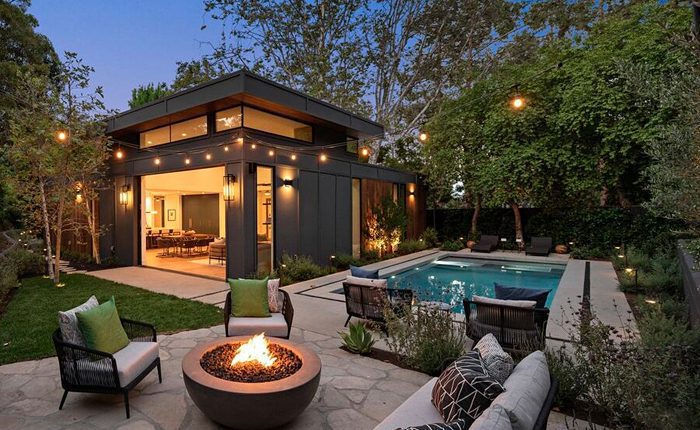 newly constructed Laurel Canyon Modern Contemporary home with lushly landscape yard