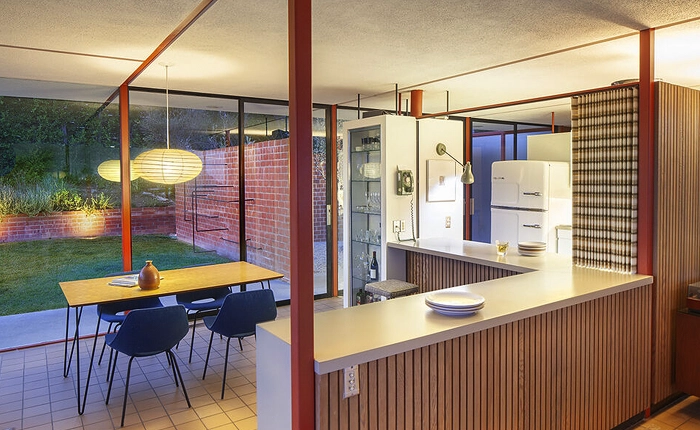 Dining area and kitchen of the Case Study House #16 by Mid Century Architect Craig Ellwood