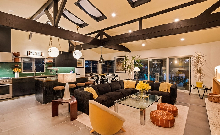 Renovated Ladera Heights Mid Century Modern home by architects N.D. Ferzacca & Robert L. Earl