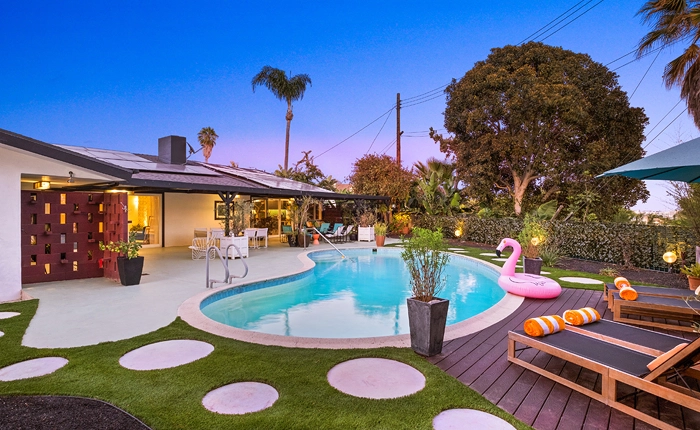 Ladera Heights Mid Century Modern home with freeform pool by N.D. Ferzacca & Robert L. Earl