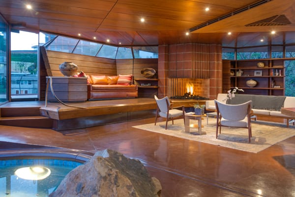 The Foster Carling Residence interior by John Lautner