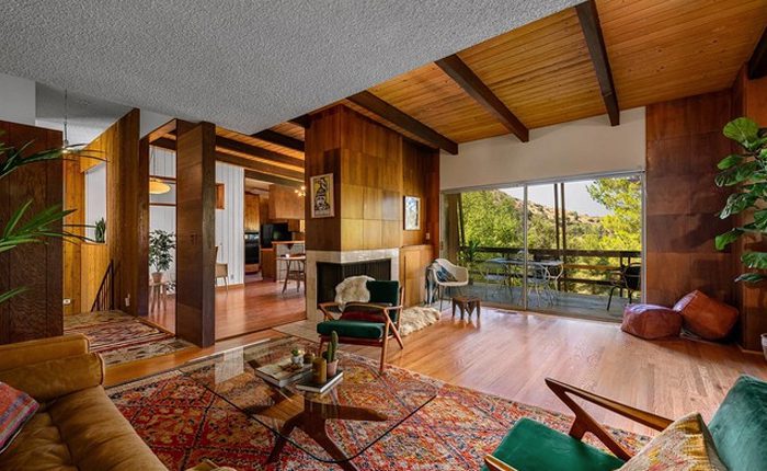 Glendale Modern Home by Architect Gus Stamos